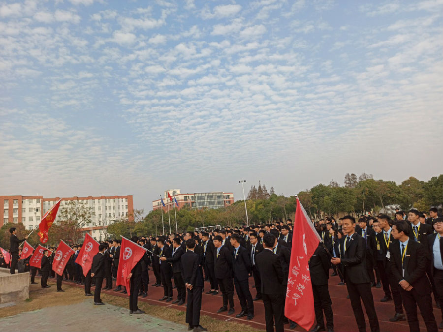 八维集团为技术型人才提供广阔职业发展空间