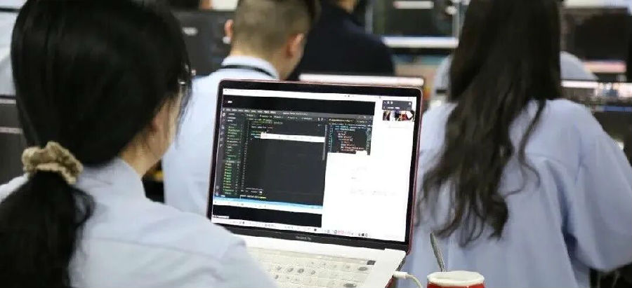 java全栈工程师培训学校哪家好