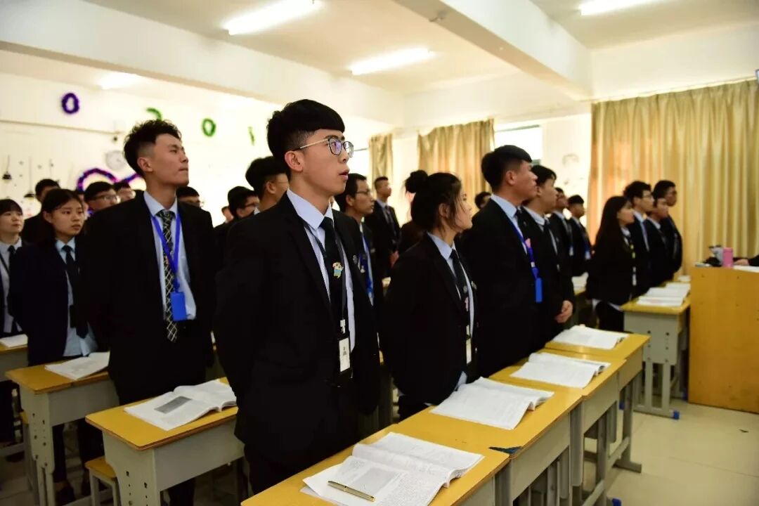 八维职业学校以创新教学为学子铺就优质就业之路