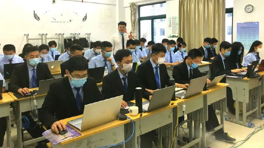 八维教育培训物联网高端人才助推行业发展