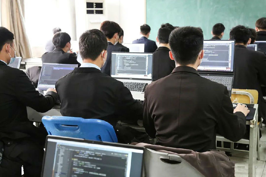 八维教育为网络安全事业发展培养网络工程师助推网络安全行业发展
