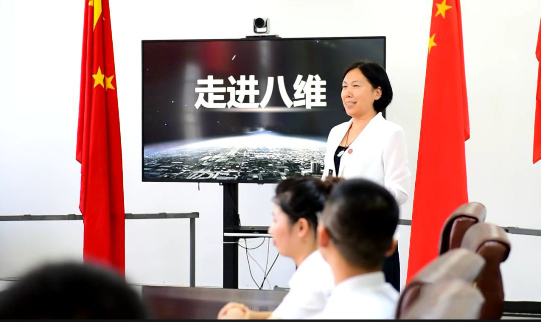 北京八维教育把握移动互联网行业发展趋势引导学子进行行业实训