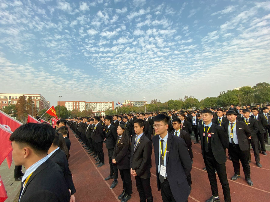 八维教育筑梦就业扬帆起航事业新纪元