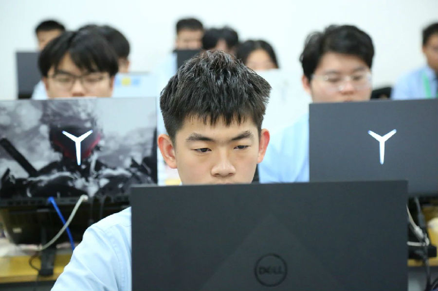 八维职业学校北京校区大数据专业3月就业喜报