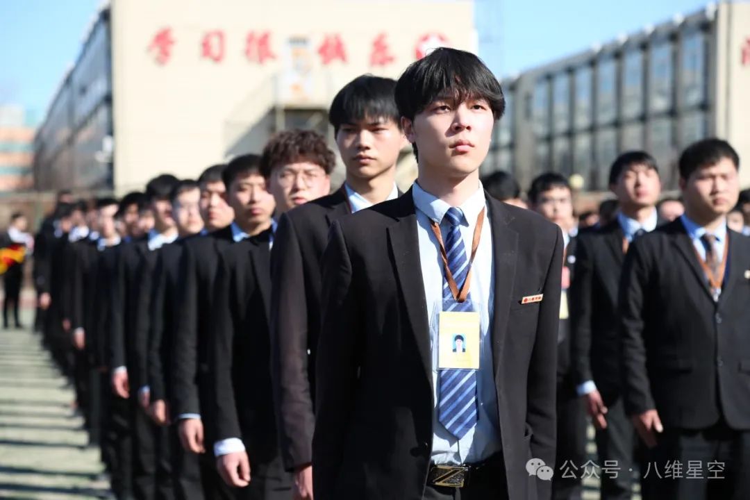 江苏宿迁八维学校解锁人工智能的未来之门匠心筑梦智慧教育之路