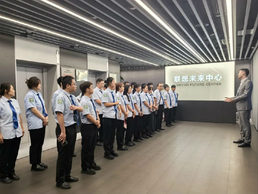 八维职业学校引领未来科技新风尚开启人工智能职梦新征程