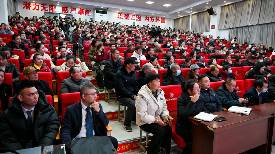 八维教育低空技术与工程专业课程体系锚定万亿新蓝海