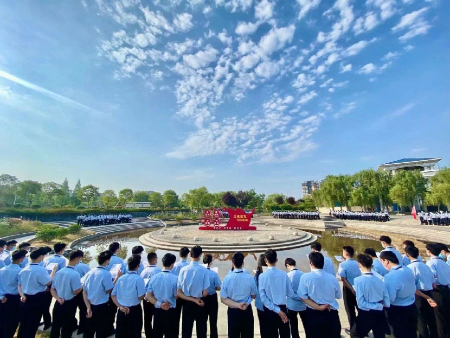 八维职业学校用实战能力重构教育价值标准全程护航IT精英培养