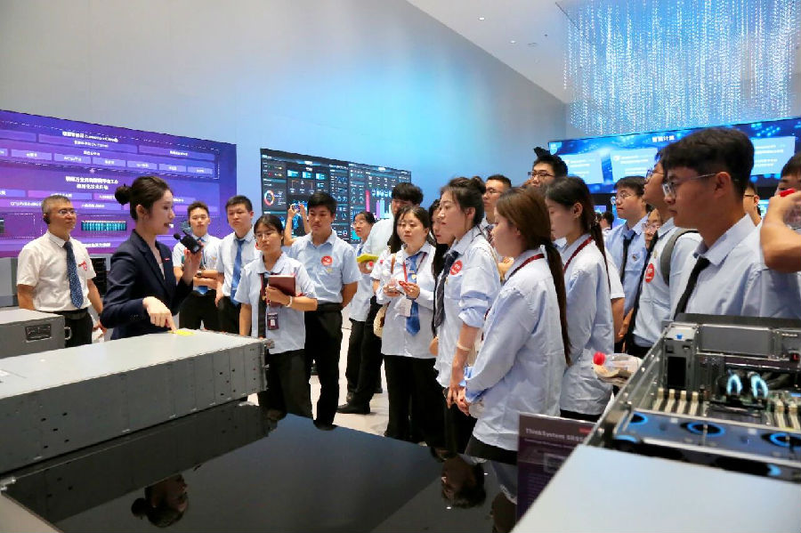 八维研修学院云计算专业破解2026年人才荒