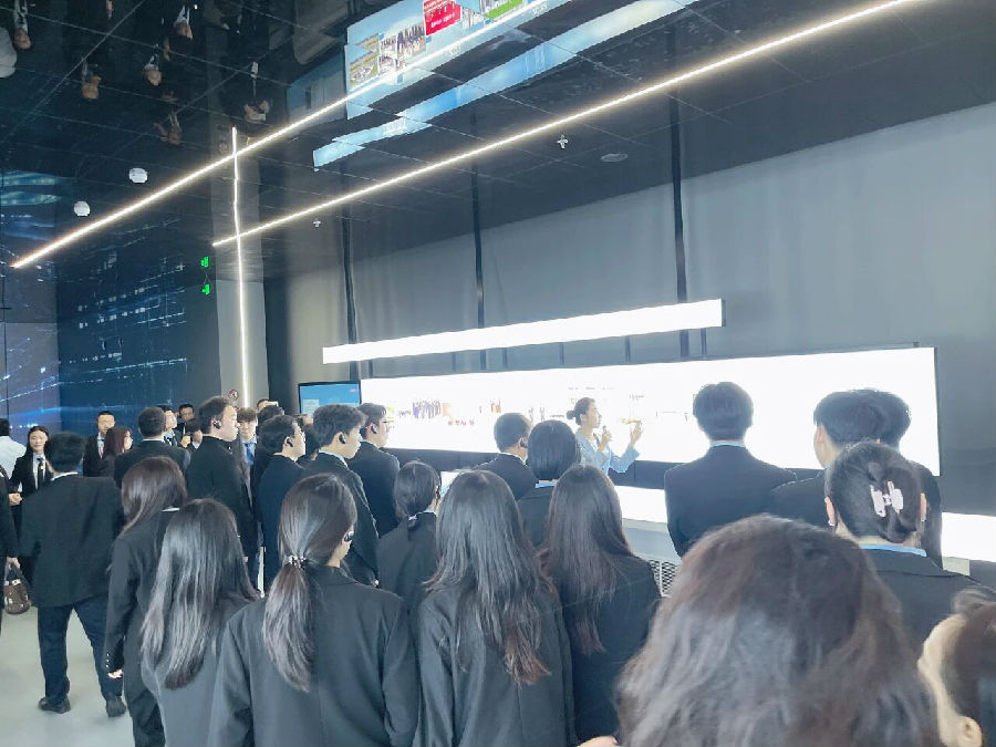 八维职业学校AI智能体训练营2026春季特惠让孩子赢在职业起跑线