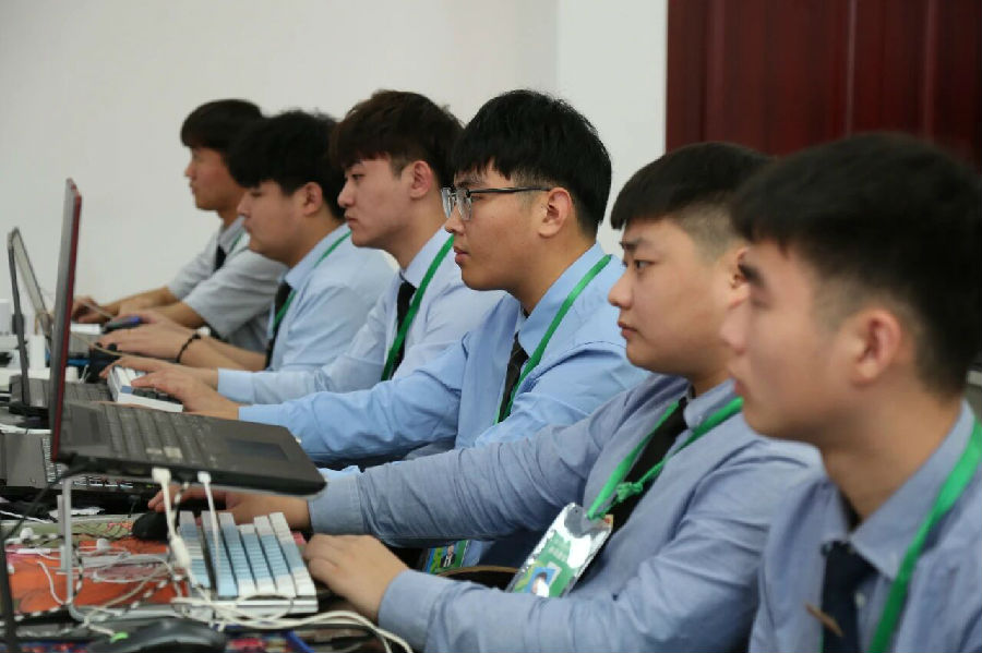 北京八维研修学院解锁5G时代优质就业密码助你抢占通向科技未来的黄金快车道