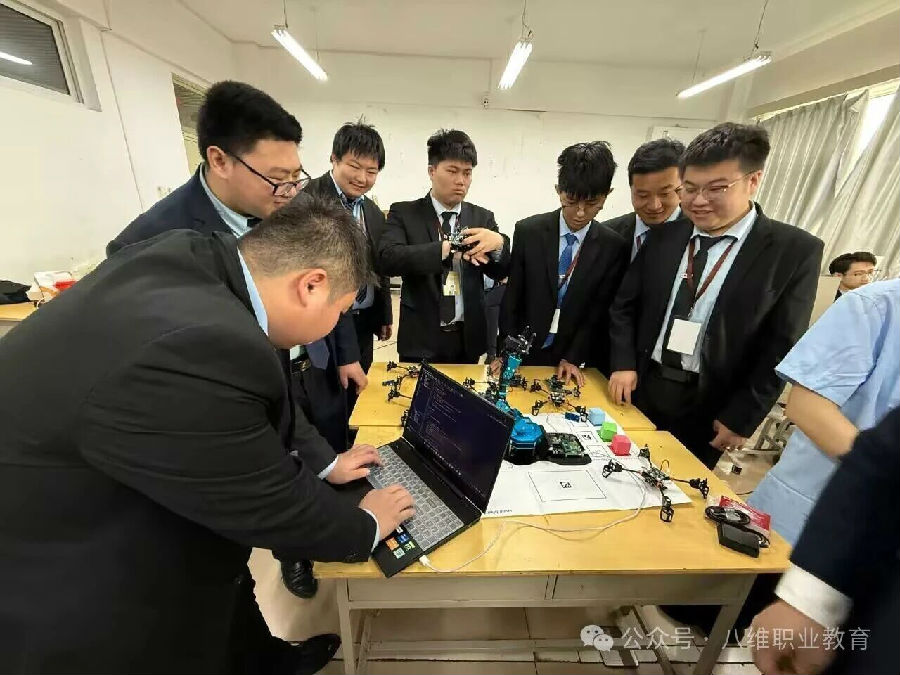 八维职业学校解锁蓝海优质职场密码家长学生必看的职业新选择