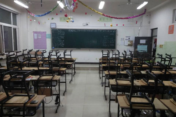 八维职业学校网络工程专业学子学习生活风采