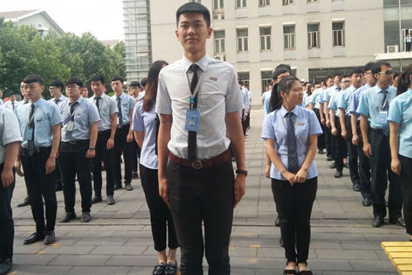 八维职业学校网络工程专业学子学习生活风采