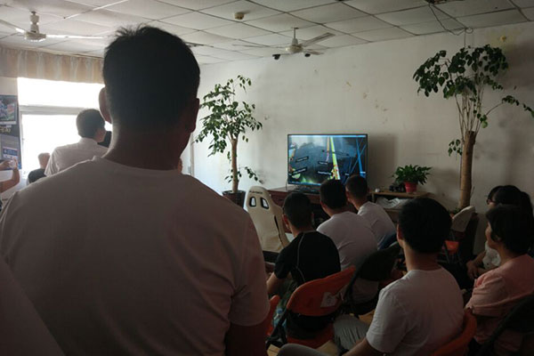 八维职业学校网络工程专业学子学习生活风采