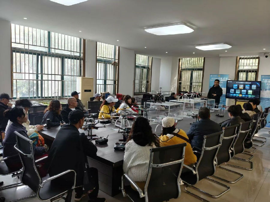 八维职业学校：硬核技能筑梦优质职场，择校就业一步到位