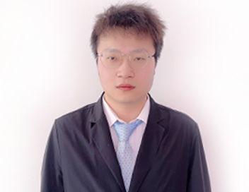 国际新媒体运营专业崔老师